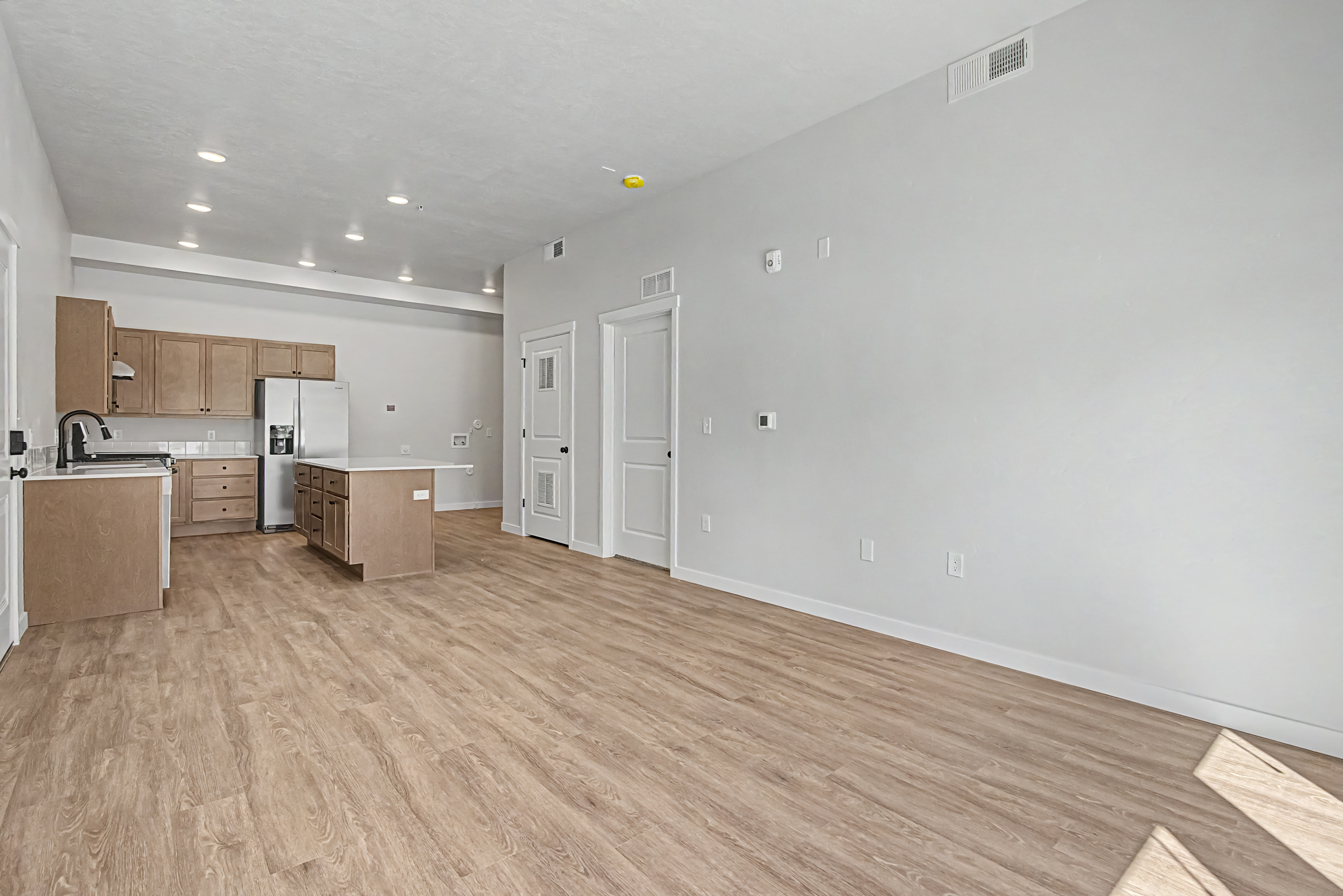 1-Bed 1-Bath (L) unit images floor plan 16