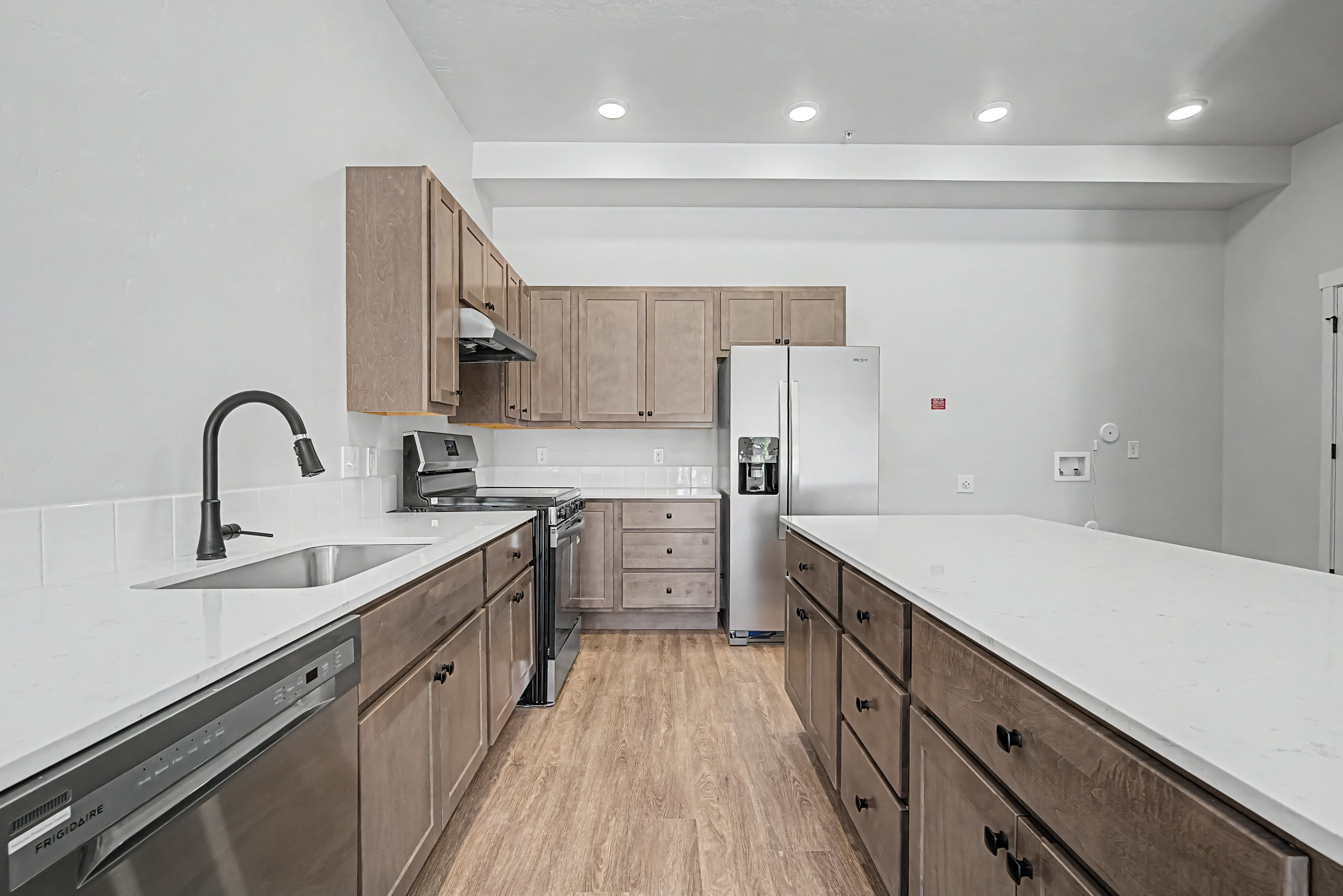1-Bed 1-Bath (L) unit images floor plan 2