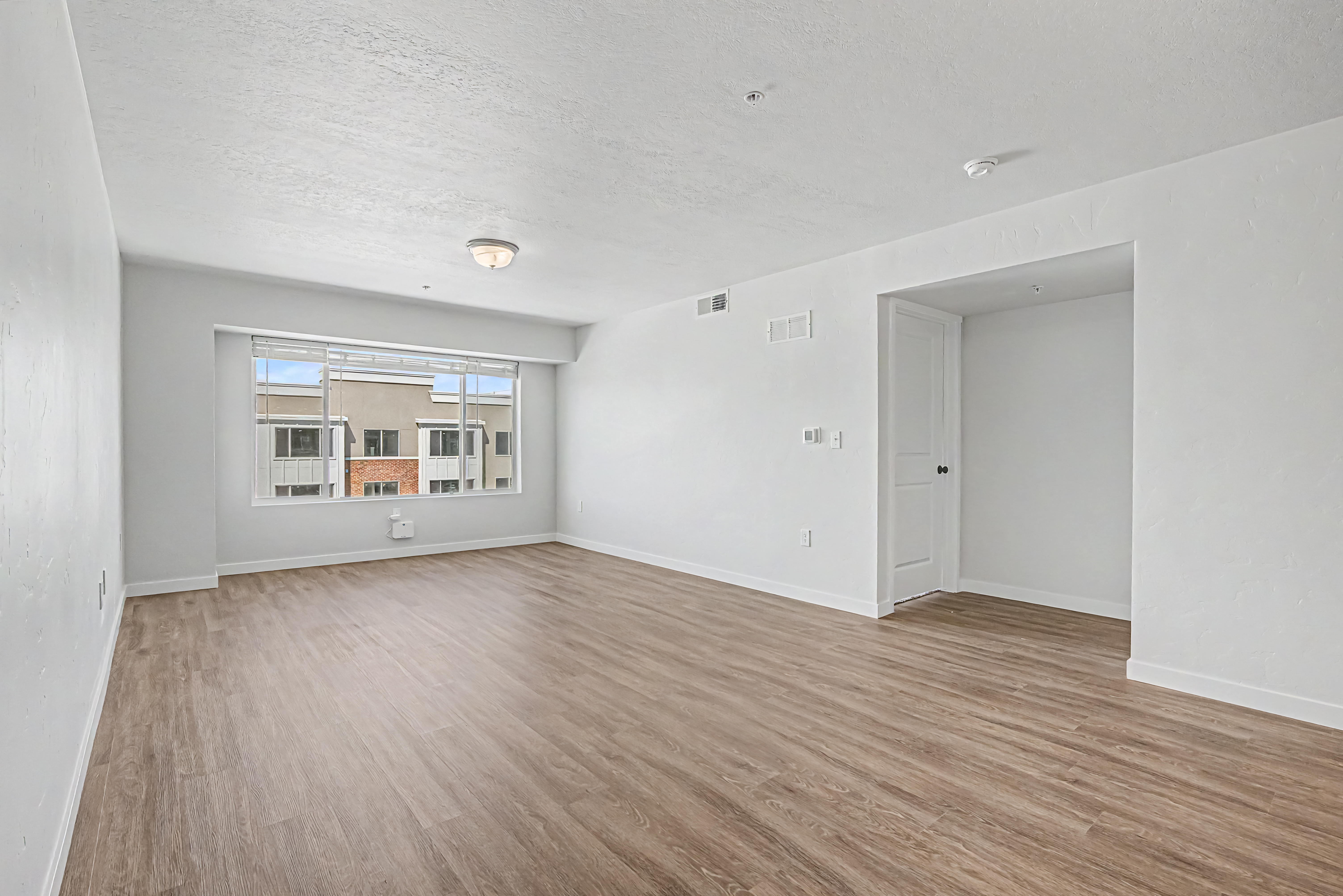 3-Bed 2-Bath (L) unit images floor plan 19