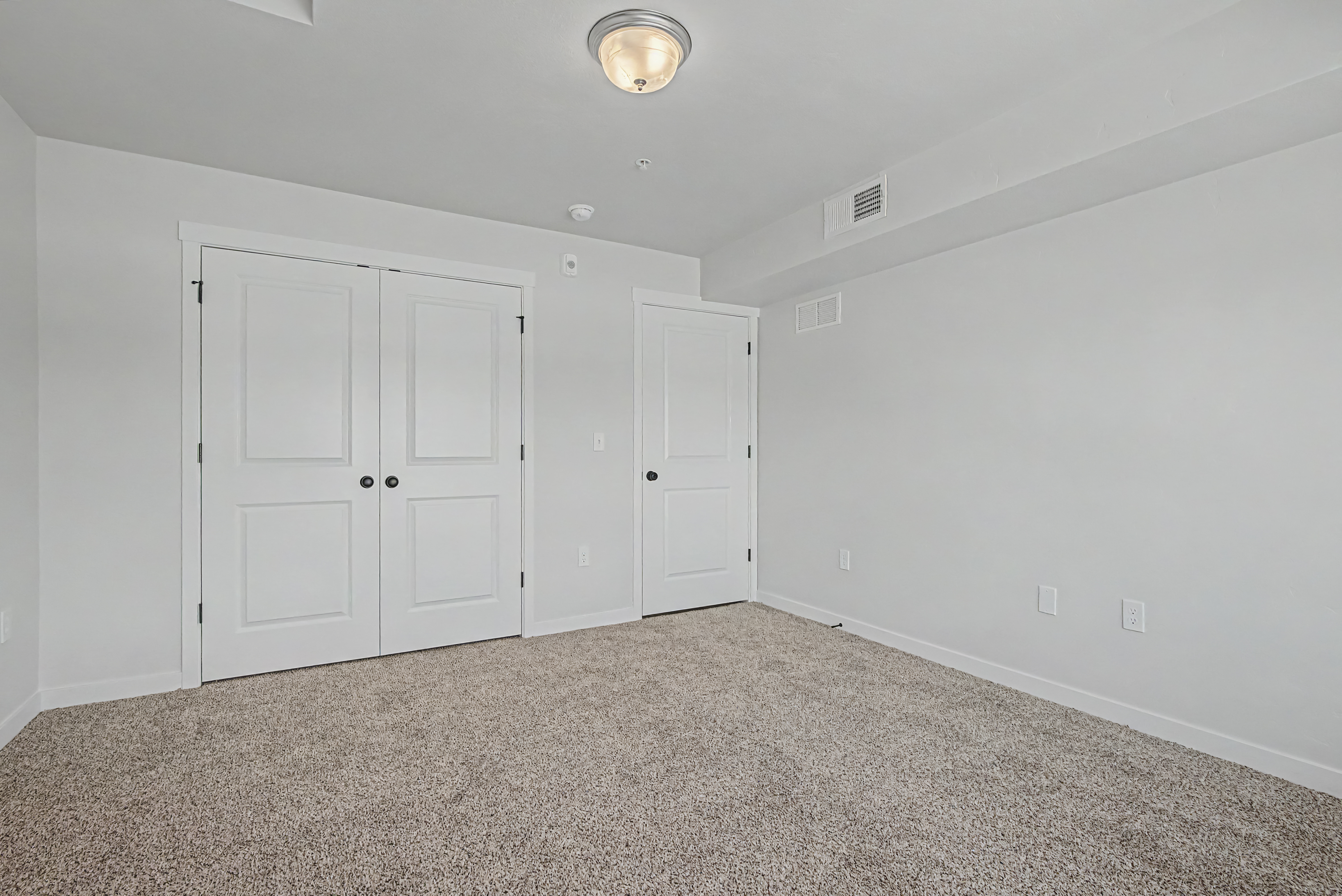 3-Bed 2-Bath (L) unit images floor plan 17
