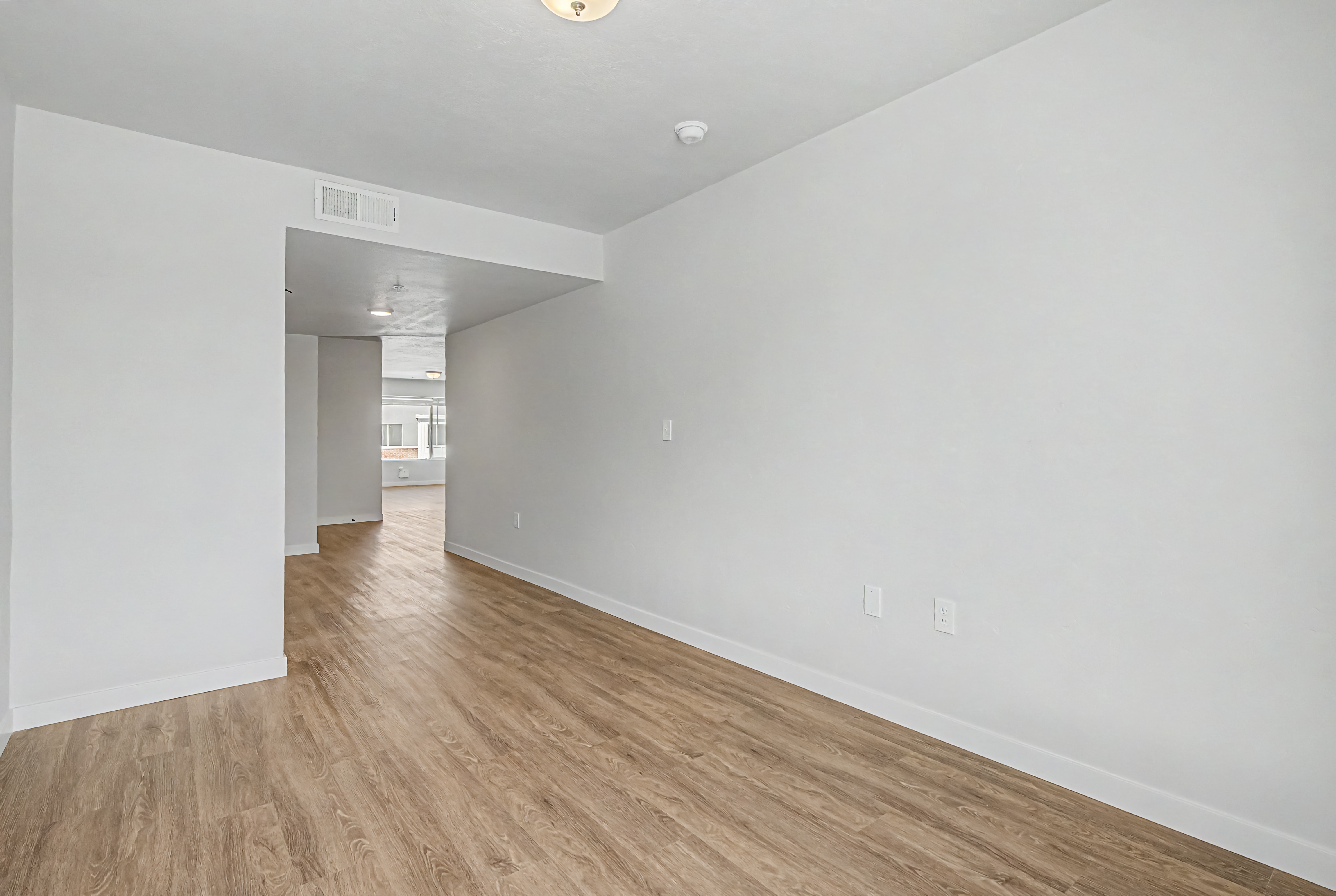 3-Bed 2-Bath (L) unit images floor plan 23