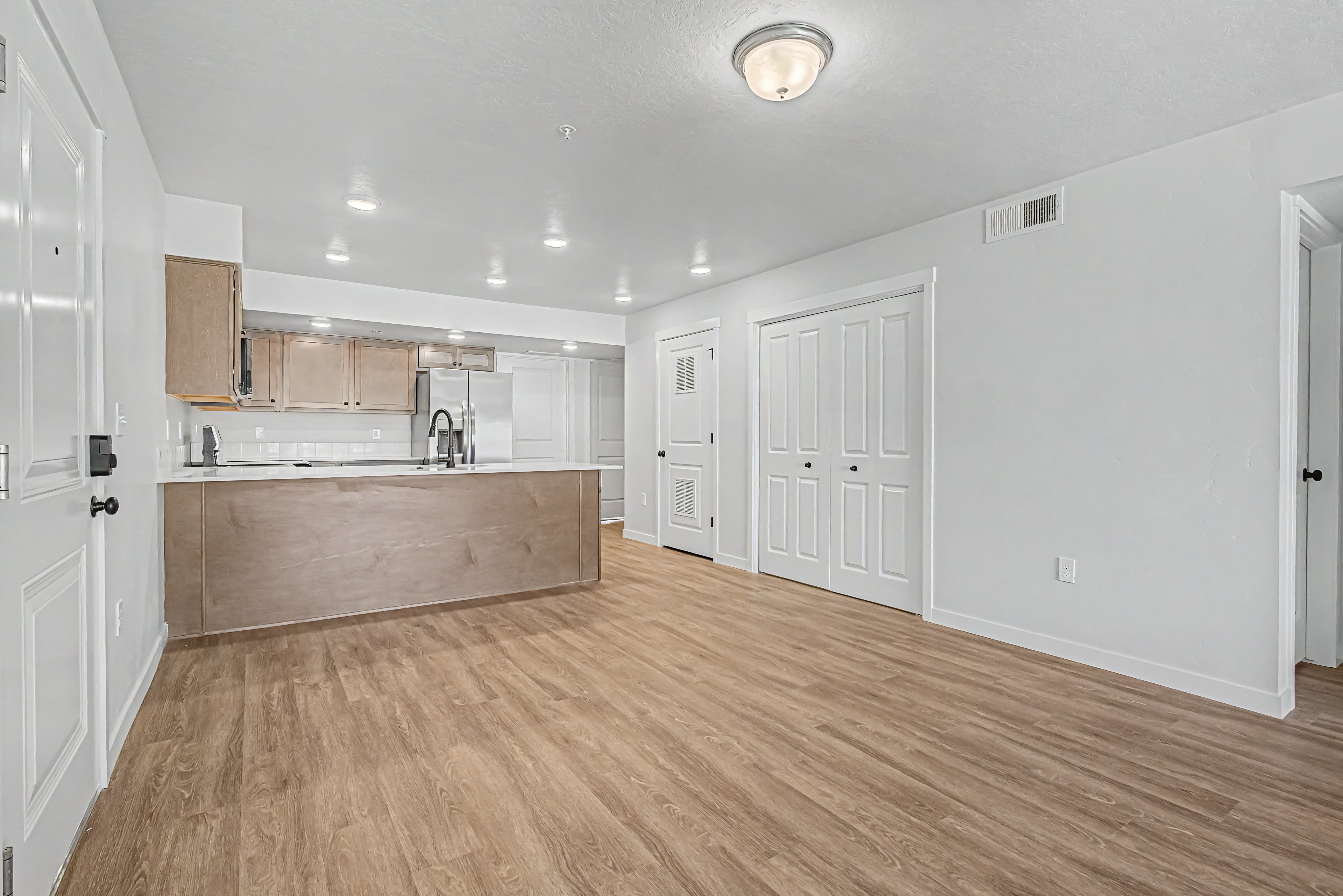 3-Bed 2-Bath (S) unit images floor plan 14