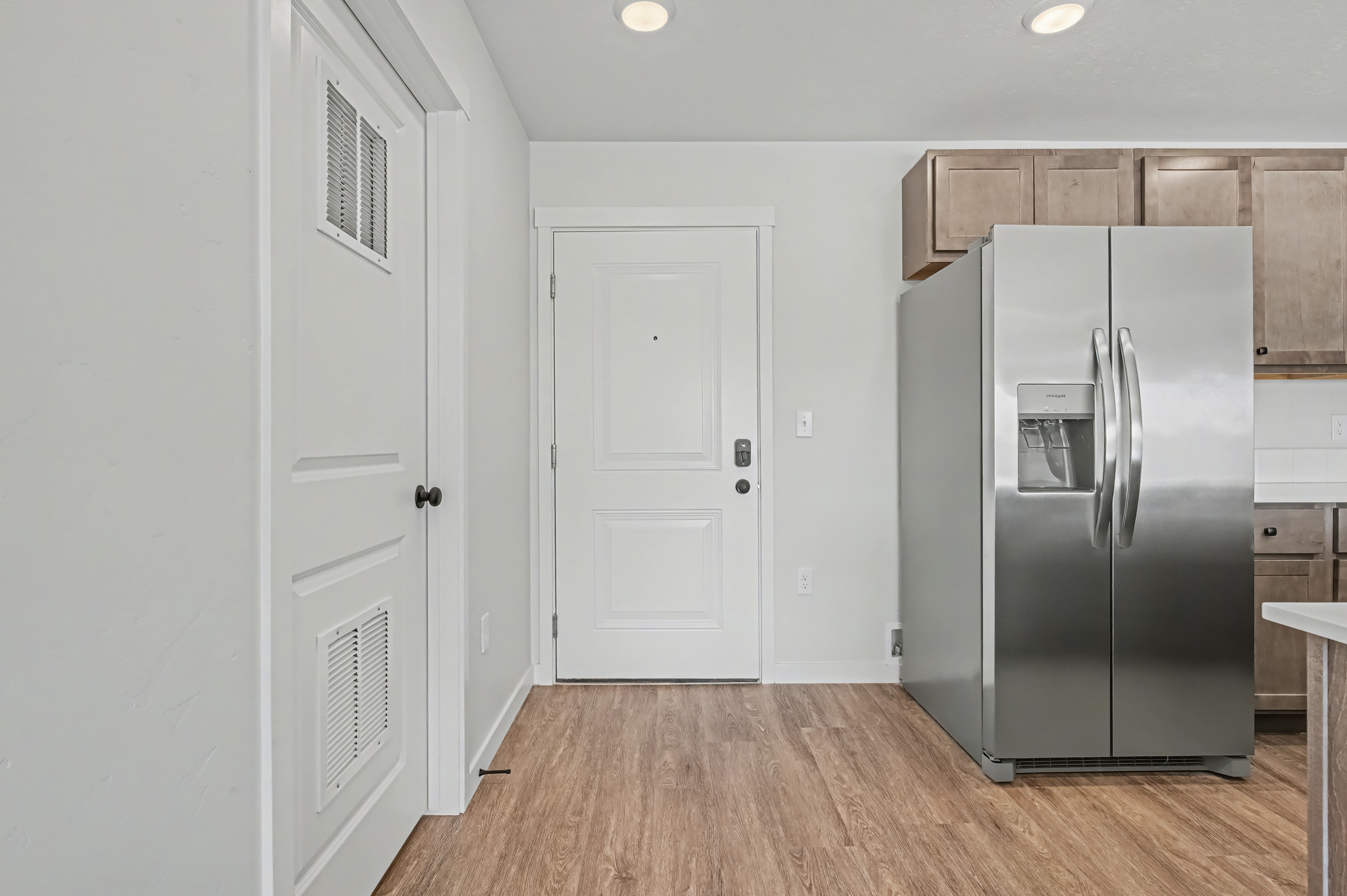 2-Bed 1-Bath (L) unit images floor plan 21