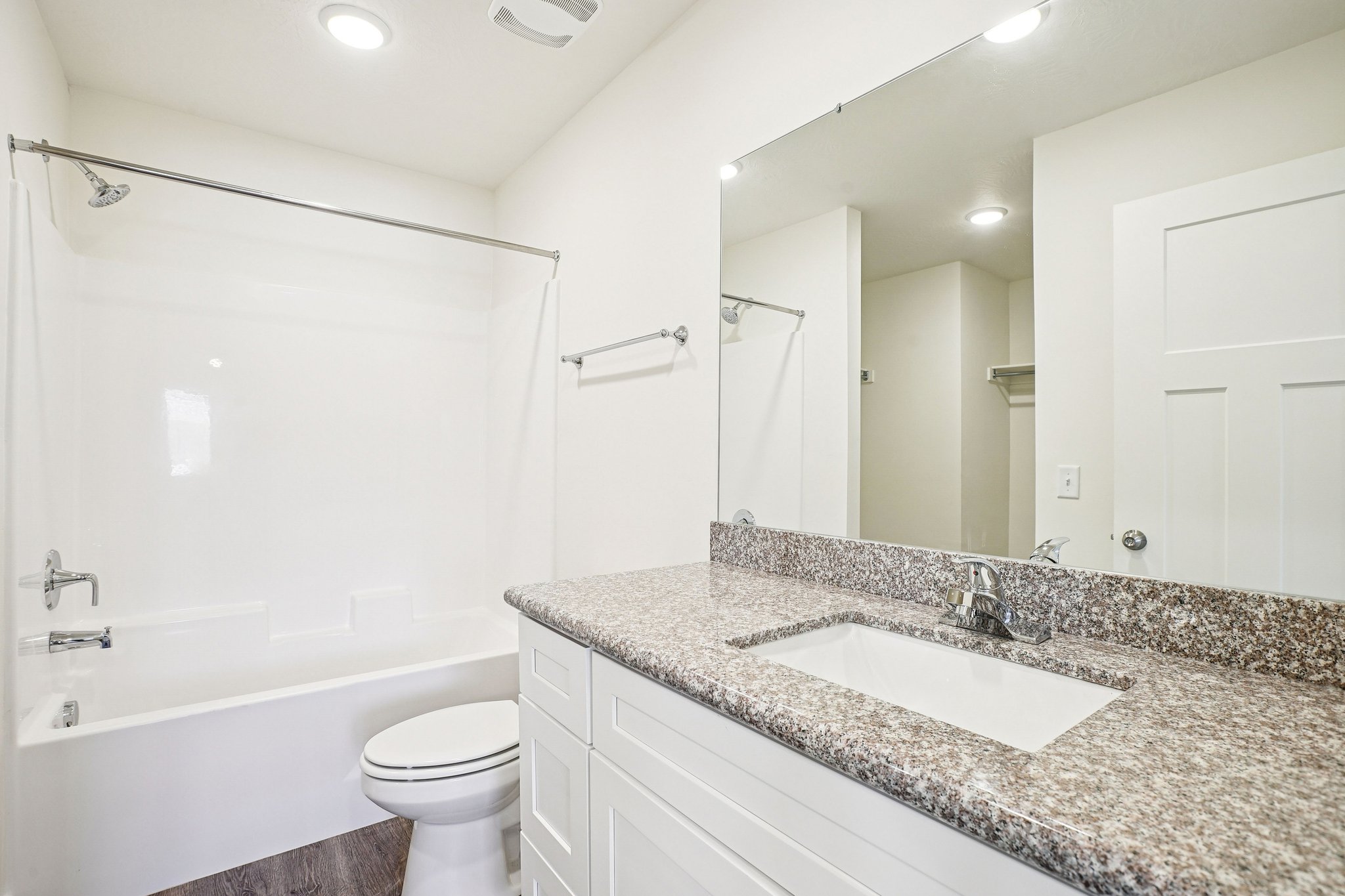 VP-Gregory – Gallery floor plan 12