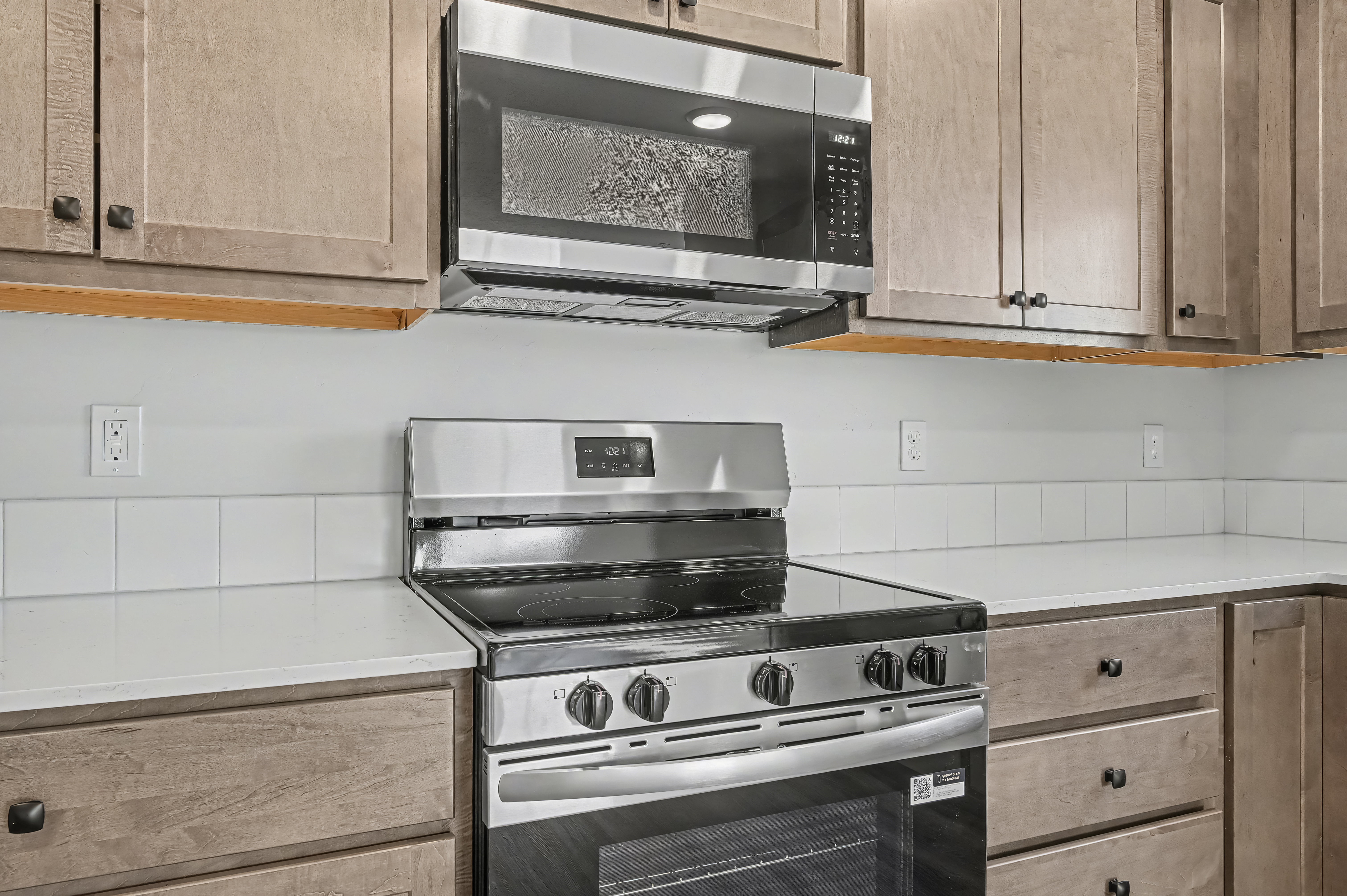 2-Bed 1-Bath (XL) unit images floor plan 18