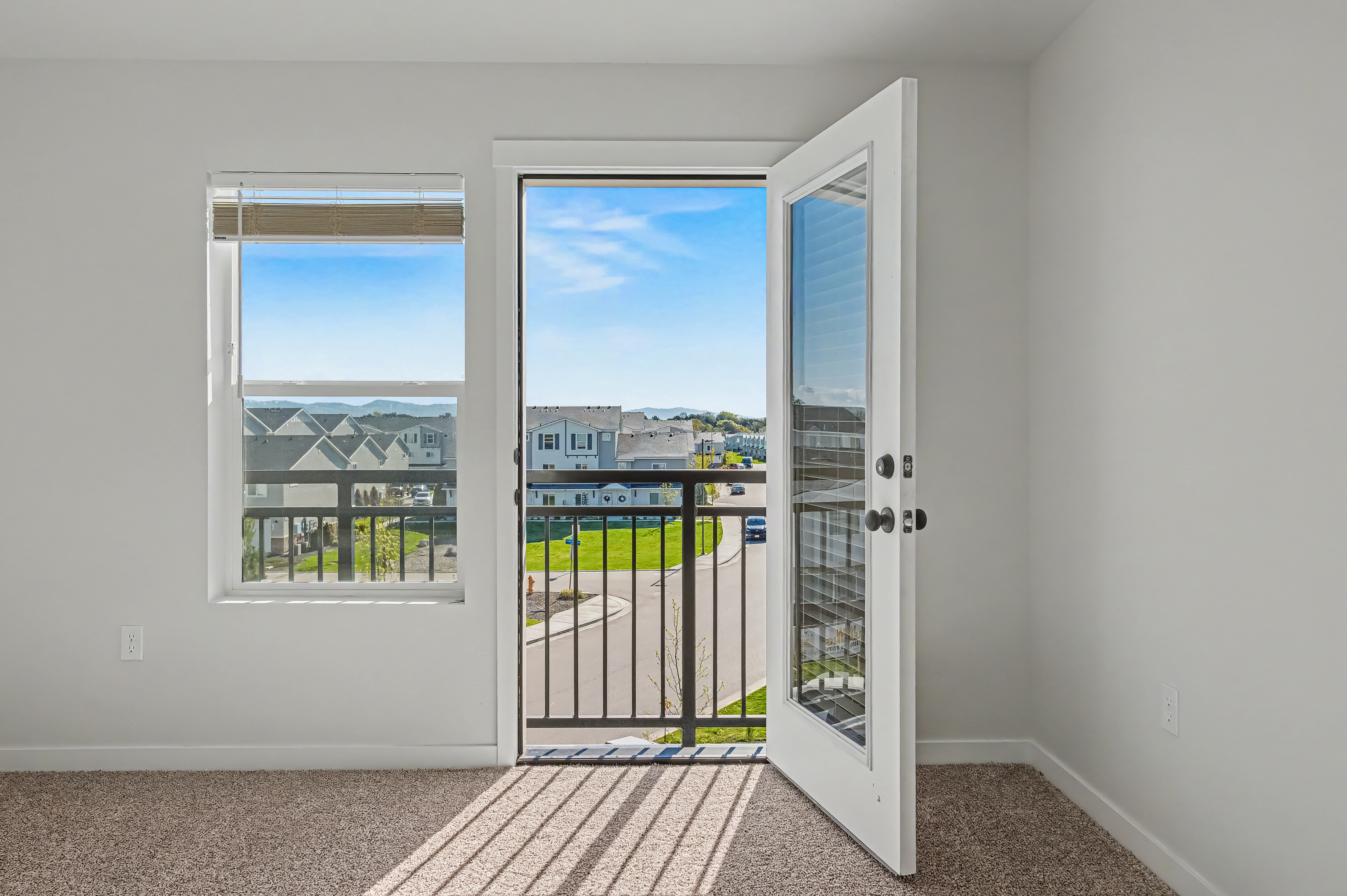 2-Bed 1-Bath (XL) unit images floor plan 9