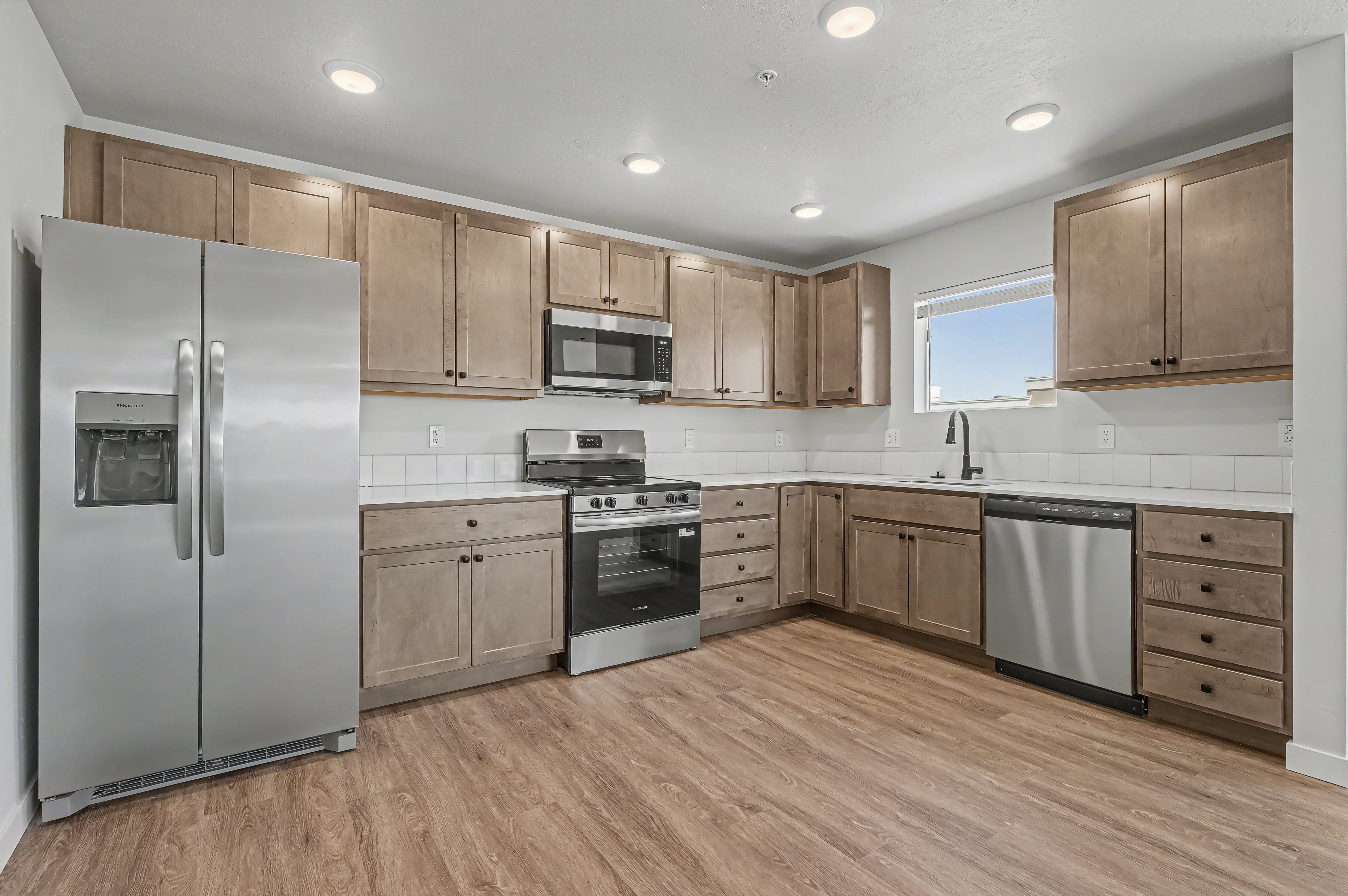 2-Bed 1-Bath (XL) unit images floor plan 2