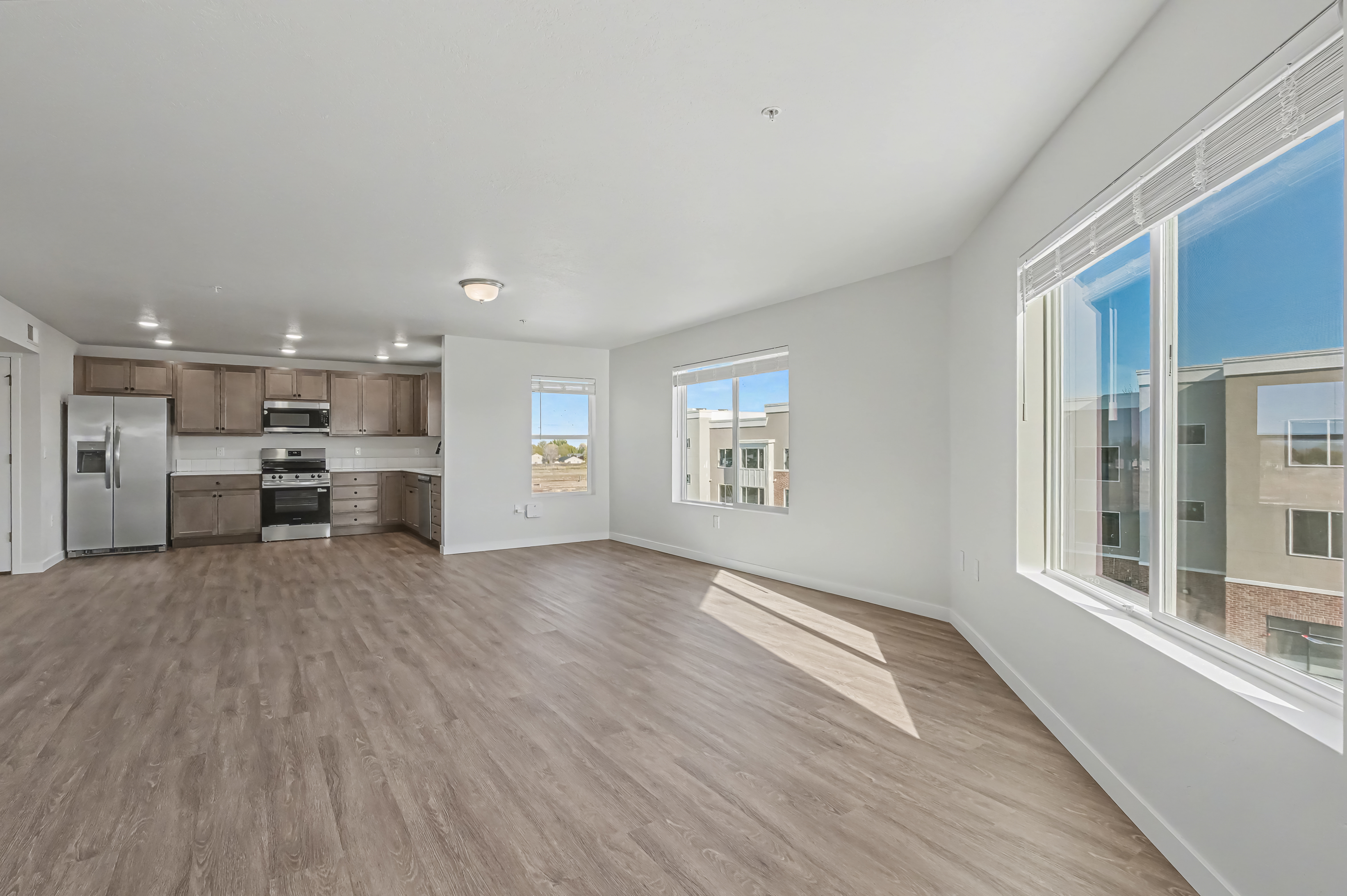 2-Bed 1-Bath (XL) unit images floor plan 12