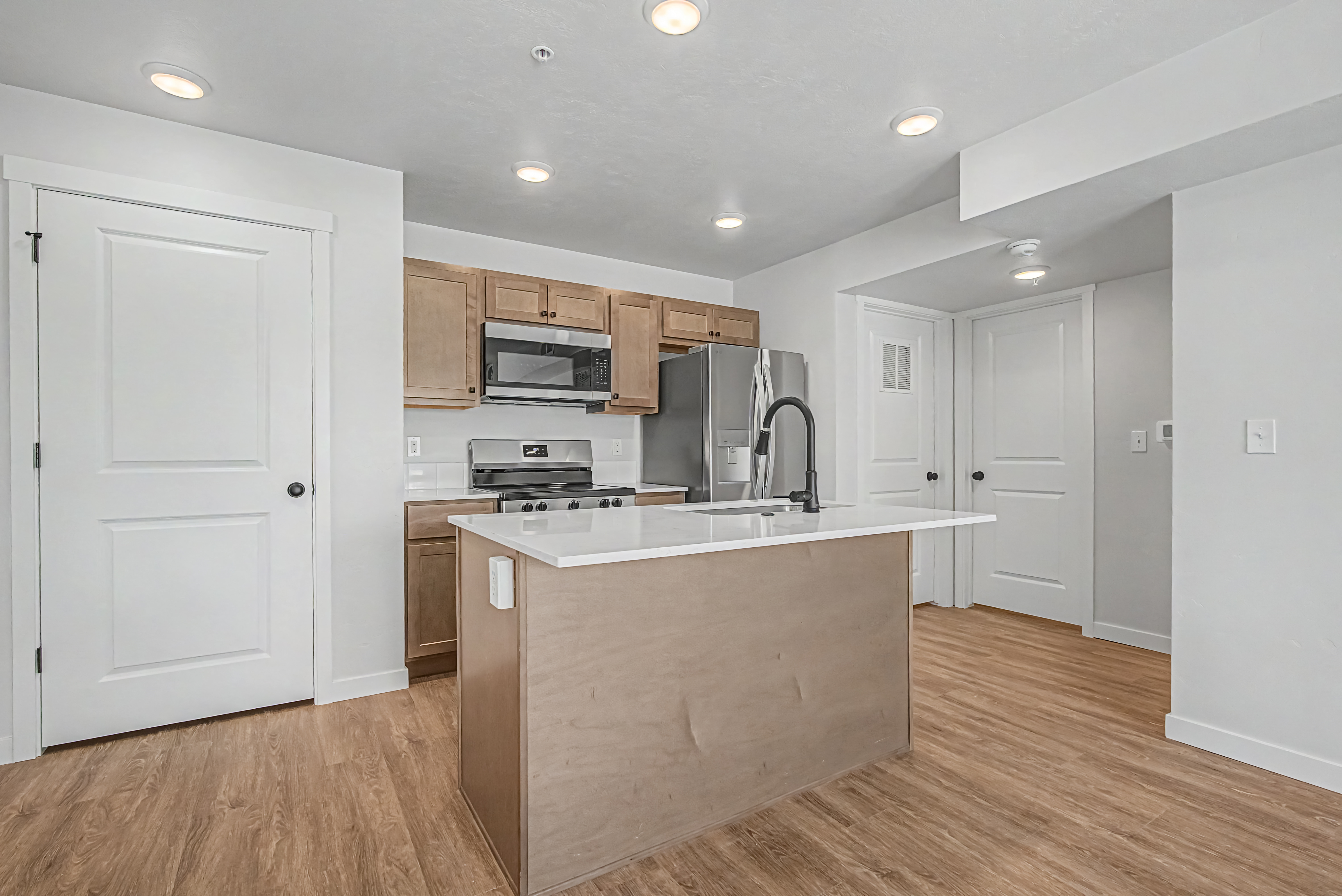 2-Bed 1-Bath (M) unit images floor plan 16