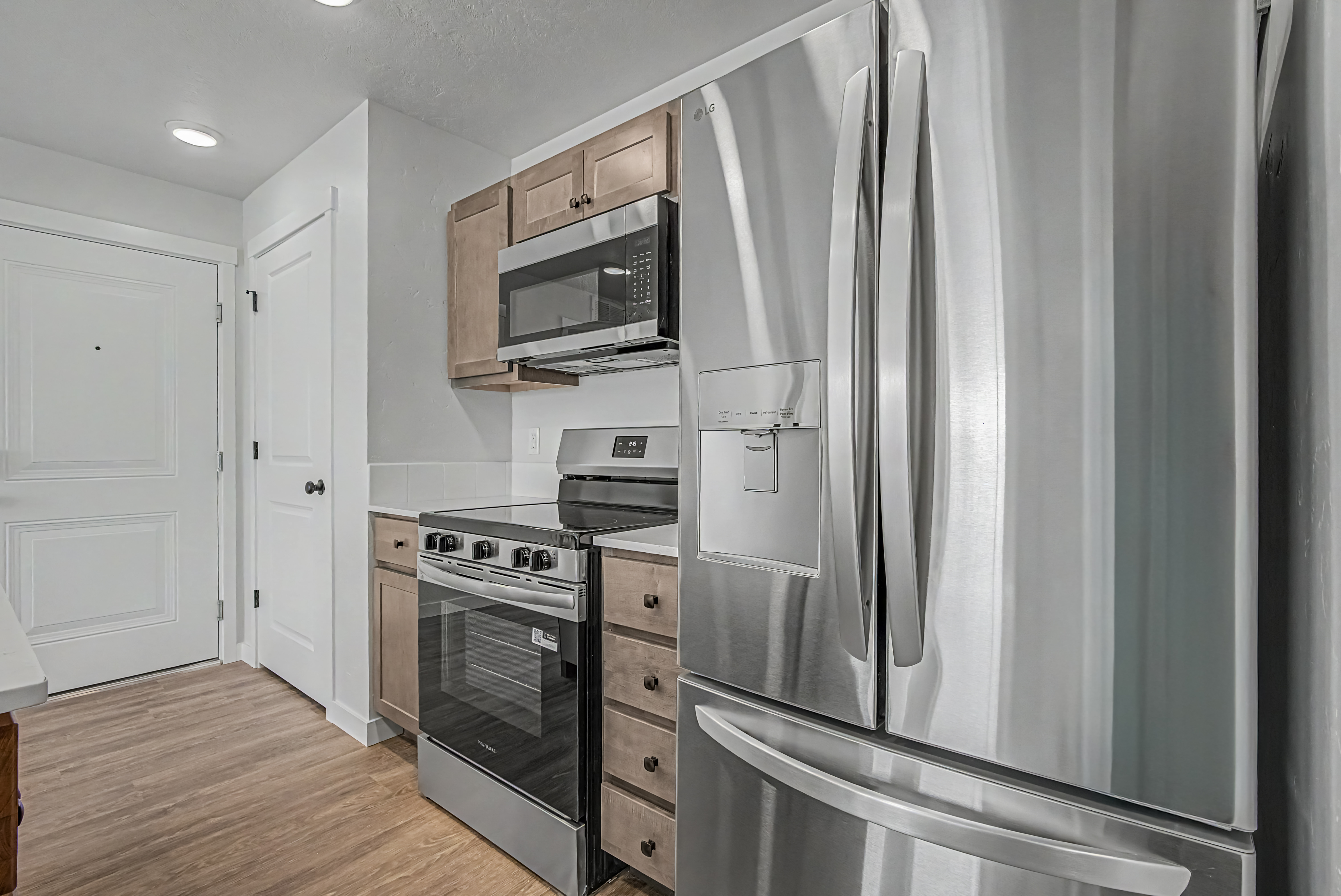 2-Bed 1-Bath (M) unit images floor plan 7
